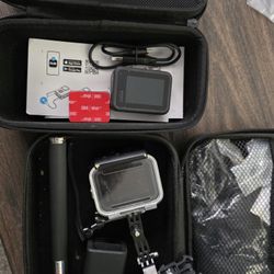 2 Go Pro Hero 8 with accessories 