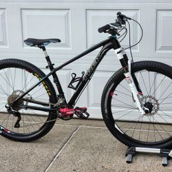  2015  Trek Cali SLX 27.5 