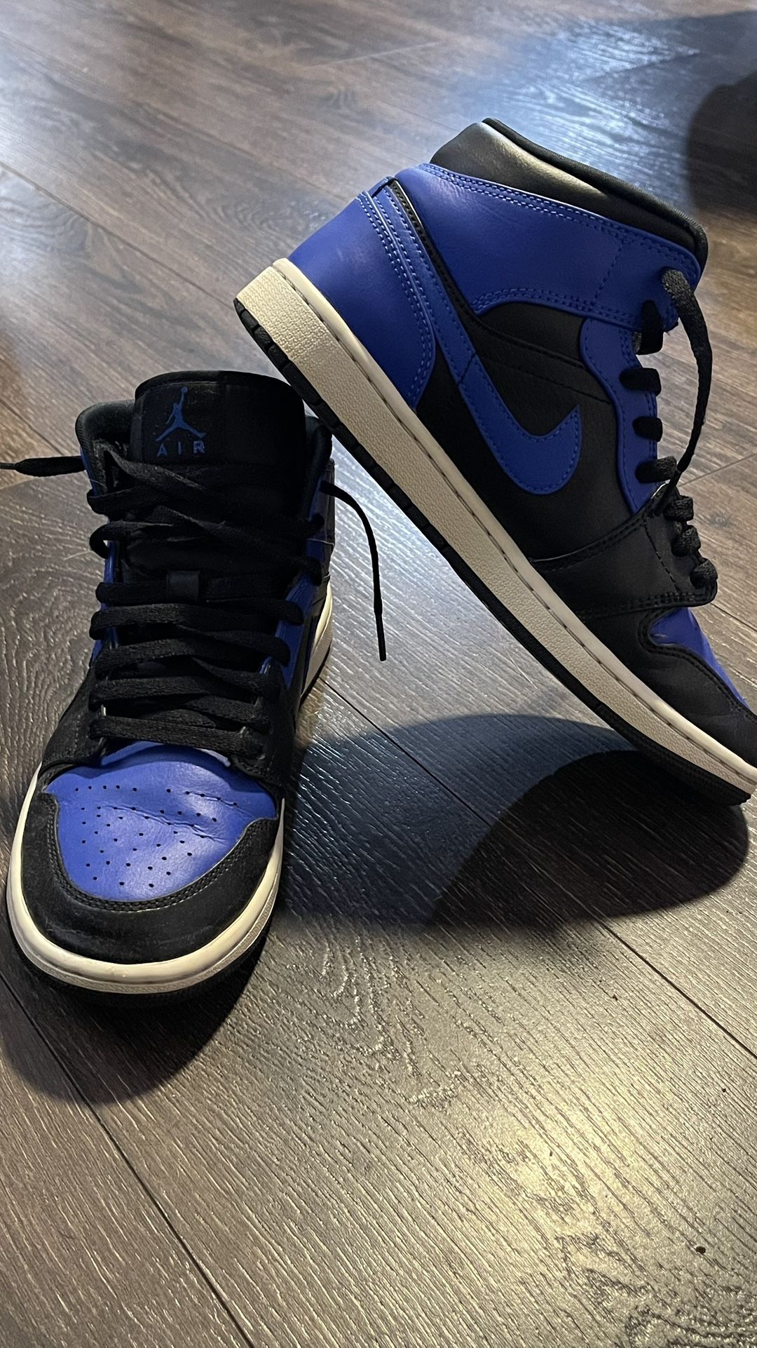 Nike Air Jordan 1 Mid Hyper Royal  Men's Size8