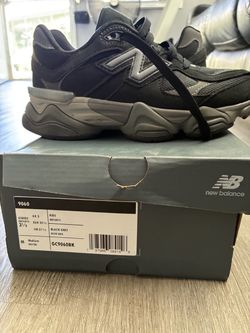 New balance youth shoes