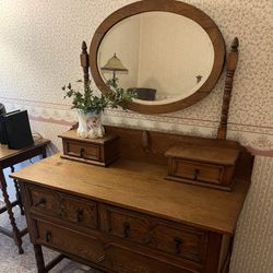 Antique Bedroom Dresser with Mirror