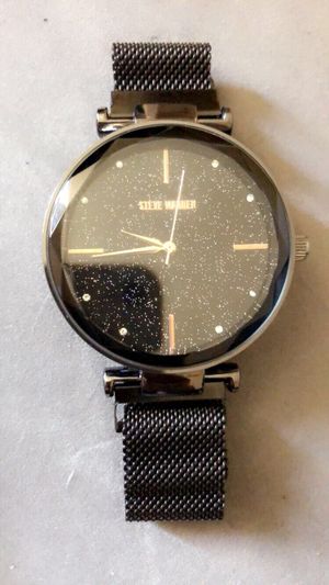 Photo Steve Madden Black Watch