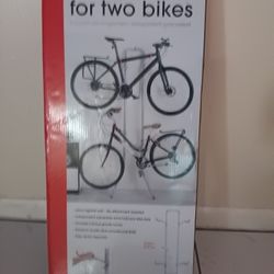 Gravity stand for 2 bikes new in box