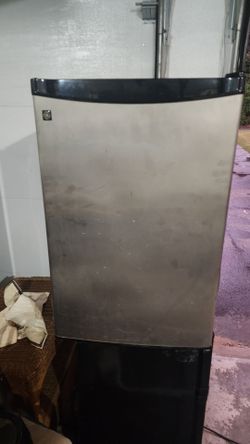GE Mini Fridge/Freezer
