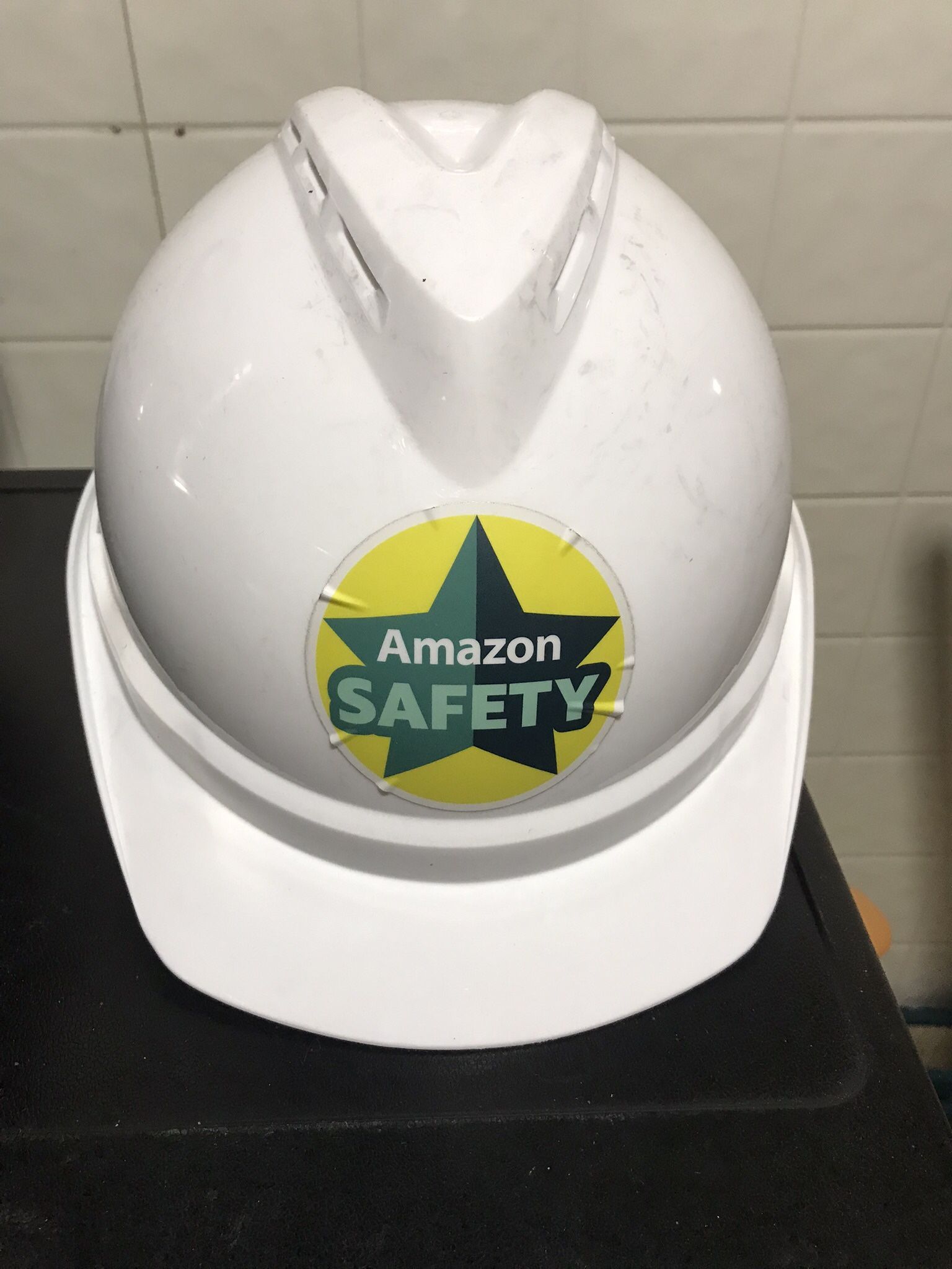 Hard Hat Need Gone Asap $10