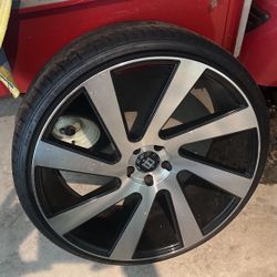 24 Inch Rims 5 Lug Needs Good Cleaning, all four of them have good tires and tread left