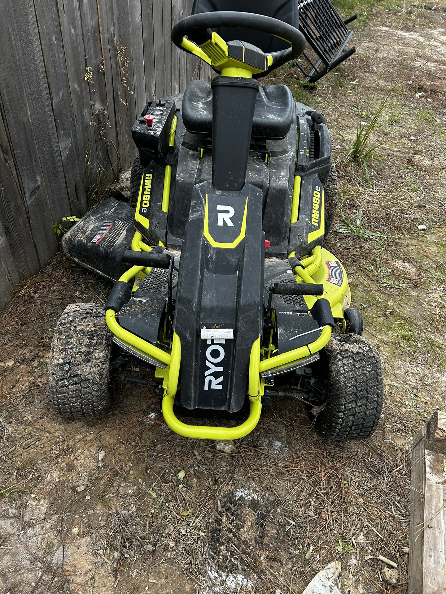 38" 75 AH ELECTRIC RIDING LAWN MOWER