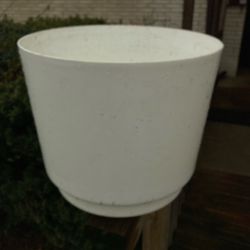 Beautiful planter bucket 