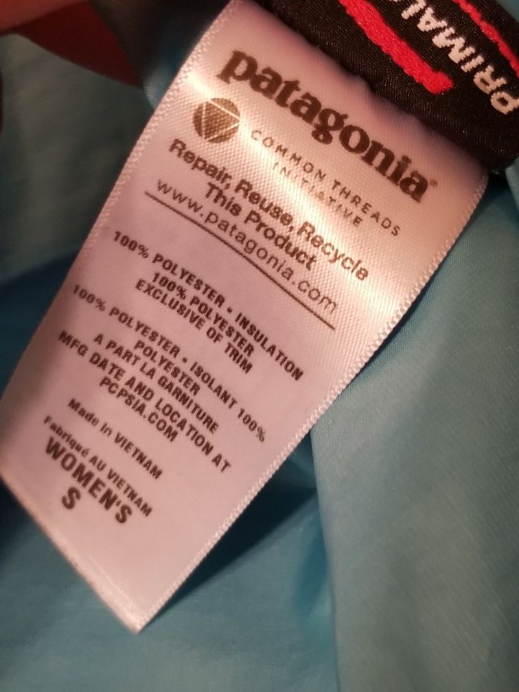 Patagonia Women's Puff Jacket Size Small