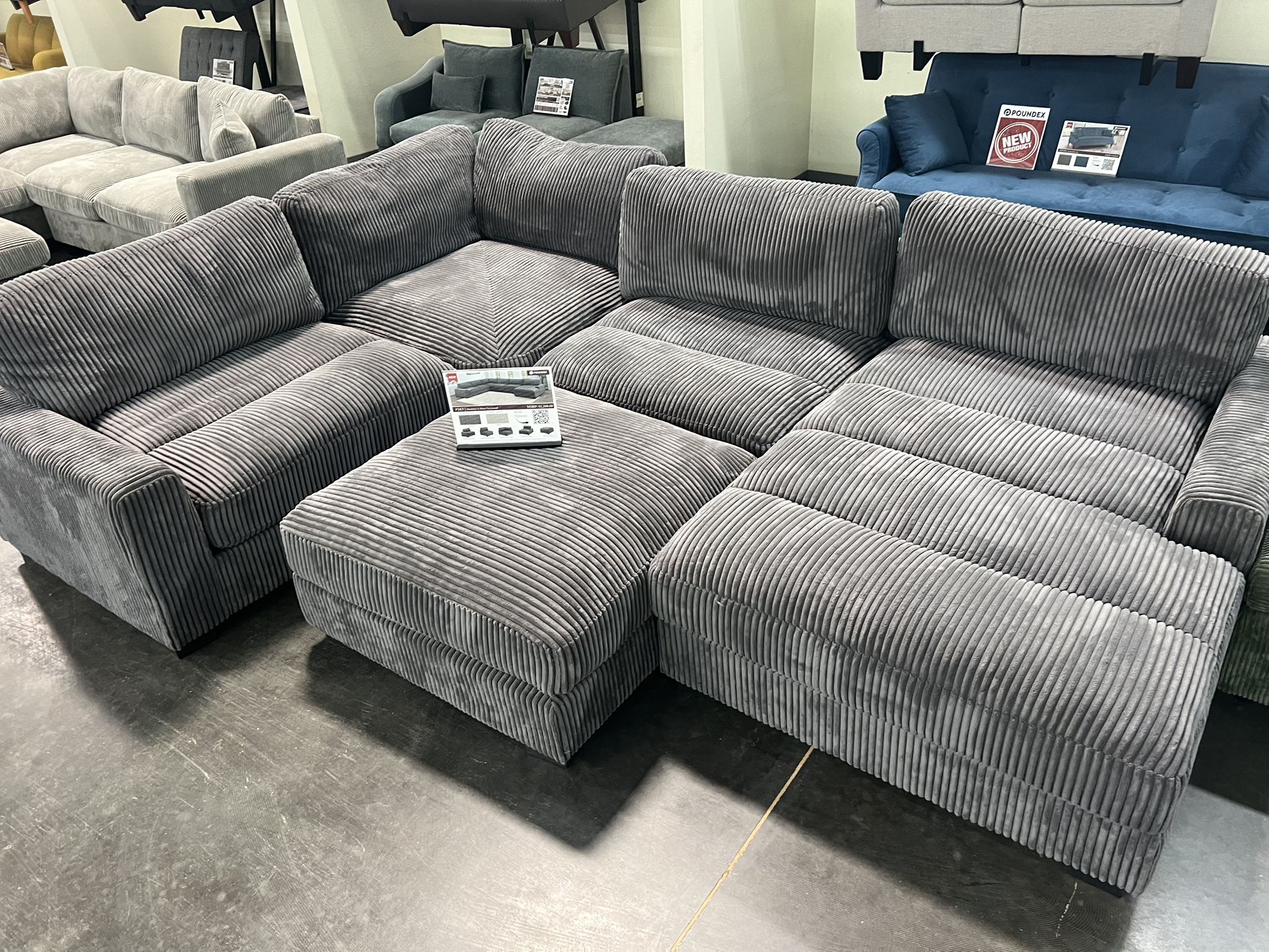 New 5 Piece Corduroy Sectional. Grey. 68 X 127 X 66. Free Delivery!