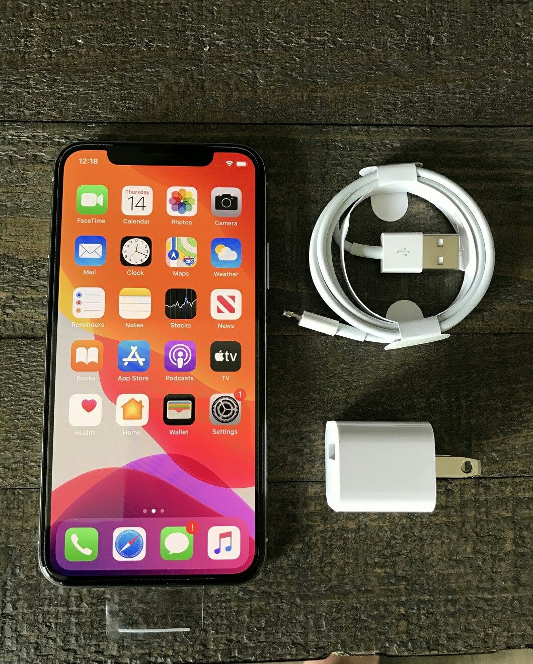 iPhone X - 256 GB Silver Factory Unlocked