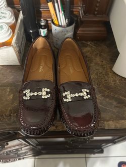 Women shoes