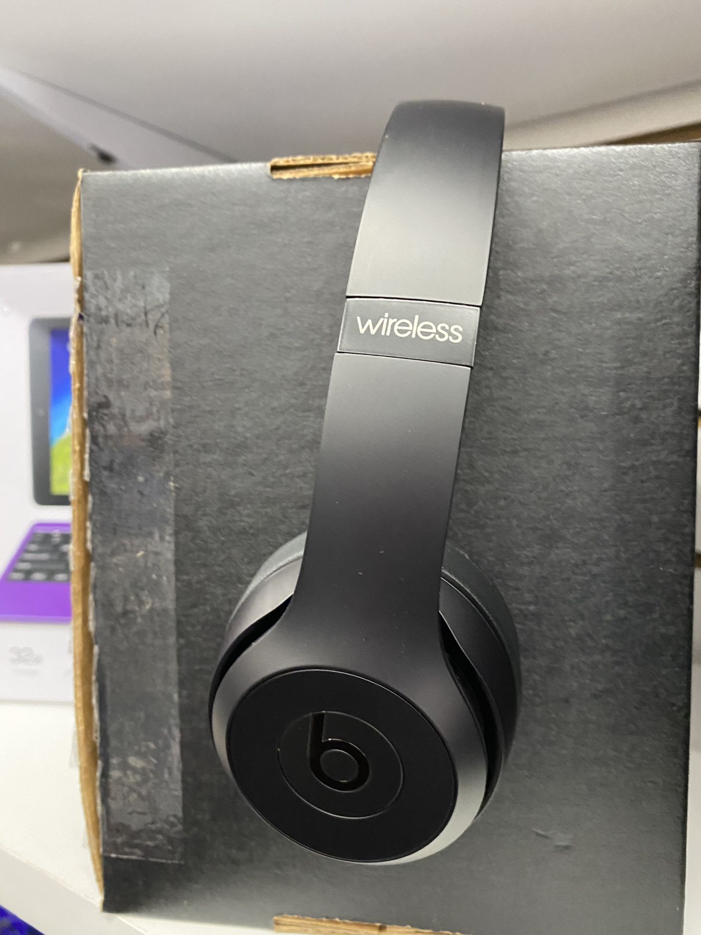 Beats wireless 3