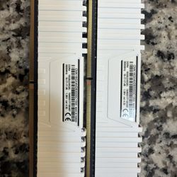 Corsair Vengeance 16gb(2x8gb) DDR4 White
