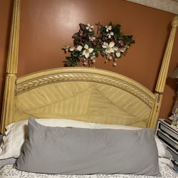 Queen Bedroom Set