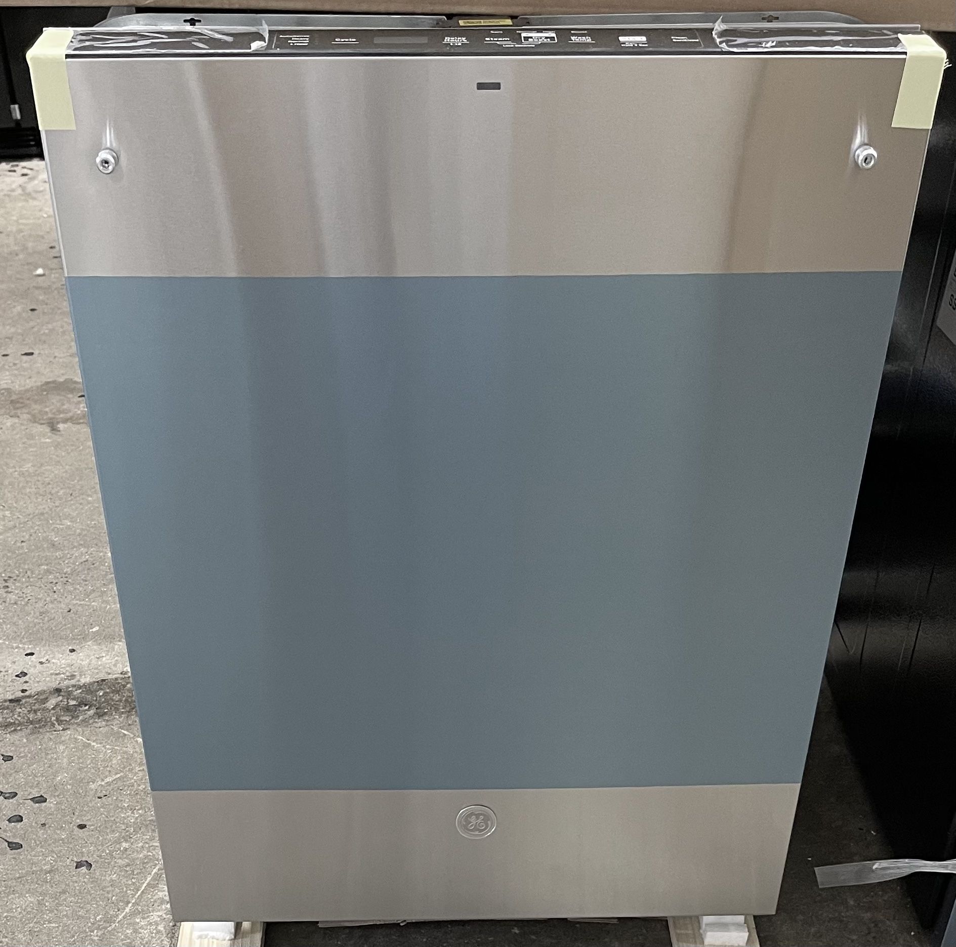 NEW 24" Top Control GE Dishwasher