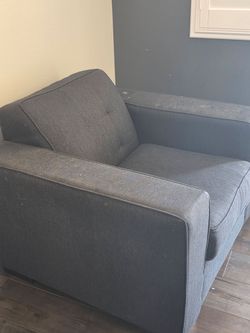 Single couch