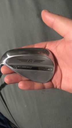 Vokey sm10 52 08F wedge Left handed