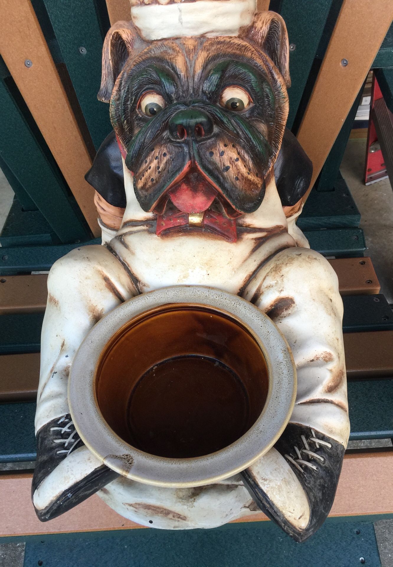 Bulldog bowl