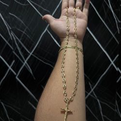 Gucci 18k Italian Gold