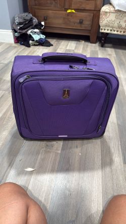 TravelPro. Carry On Bag