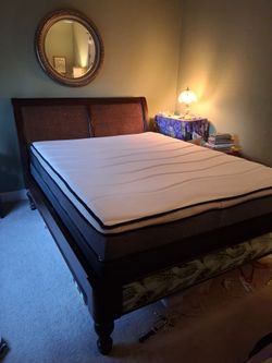 Queen bed
