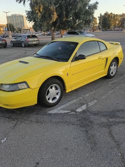 2003 Ford Mustang – Automatic – $2,200 OBO