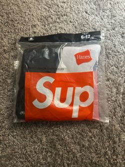 Supreme Socks