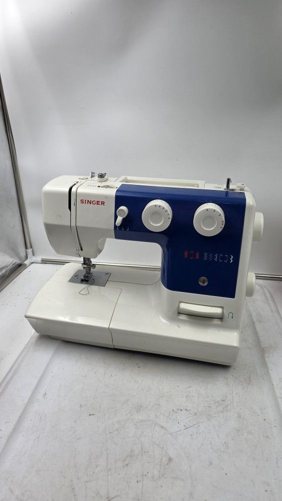 Singer 1725 Mechanical Sewing Machine only