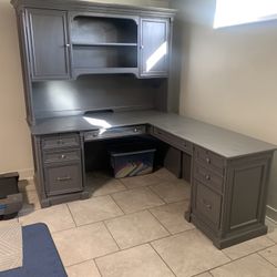 Wooden Corner L-desk With Optional Hutch Top