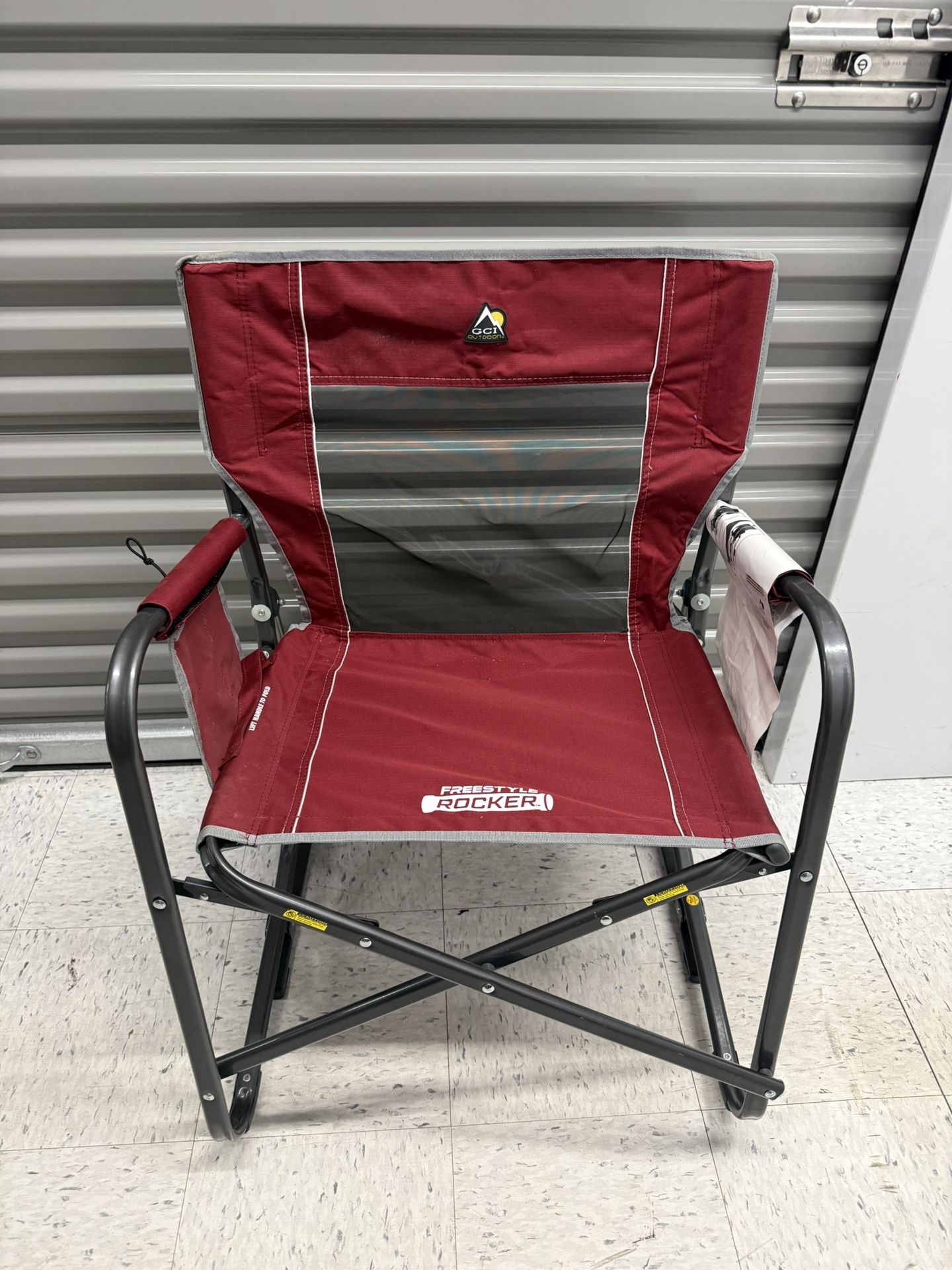 Freestyle Rocker XLâ„¢ with Side Table
