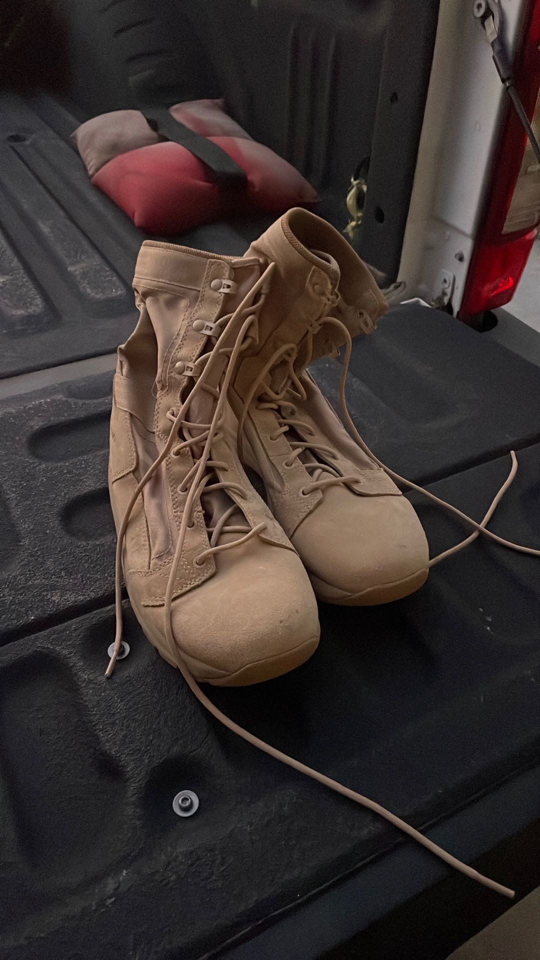 DANNER TACHYON 8’ Tan Leather Boot