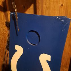 COLTS CORN HOLE GAME 