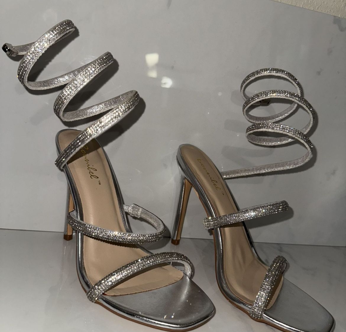 Size 8 Cute Bedazzled High Heels Perfect For Prom Or Dances