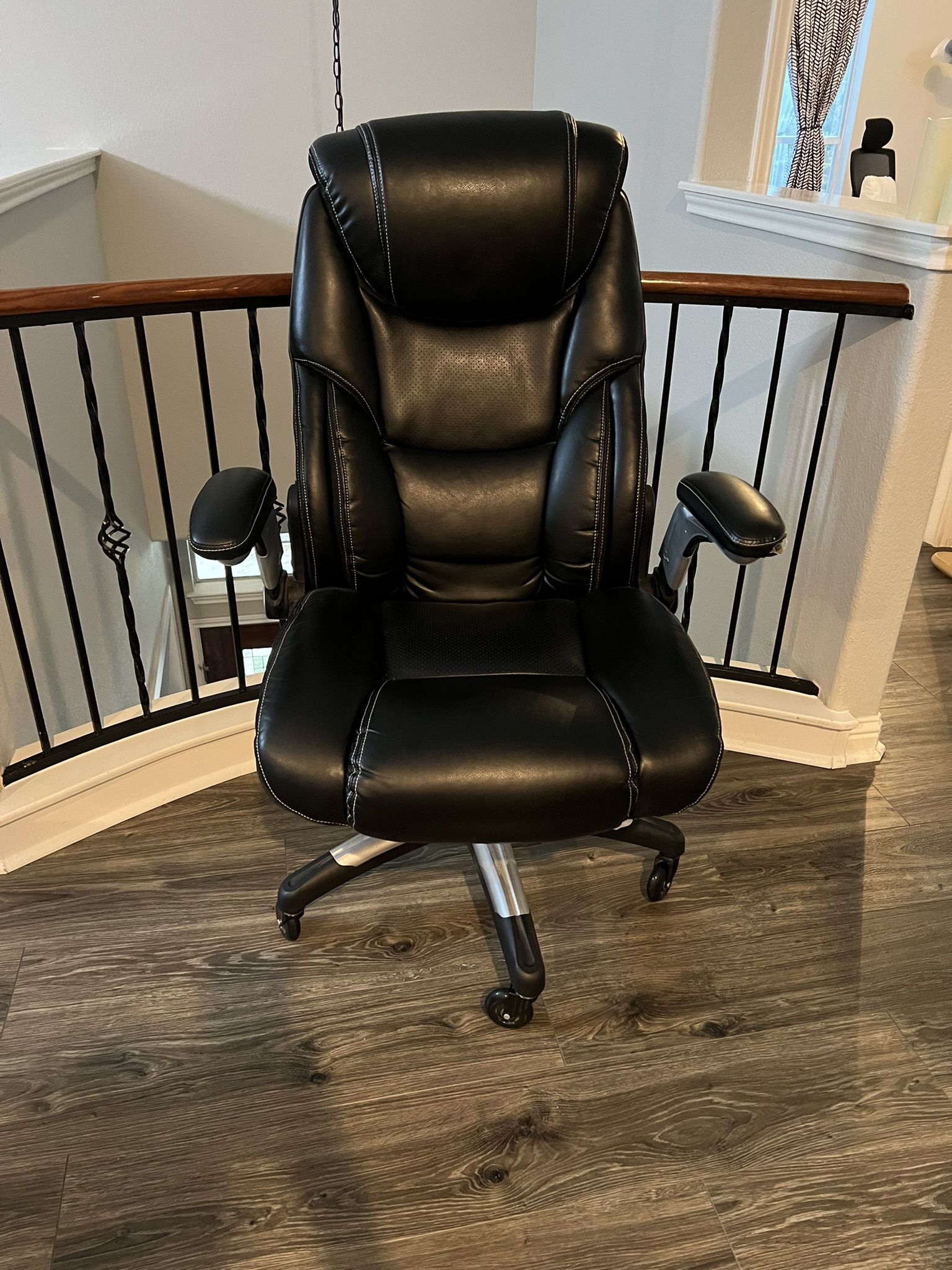 Free office Chair