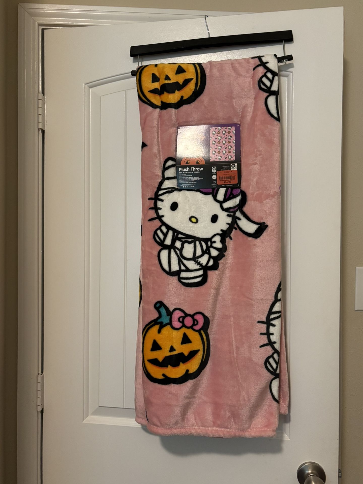 Hello Kitty Mummy Blanket