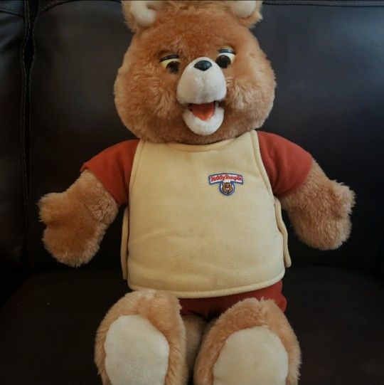 Vintage Teddy Ruxpin Bear