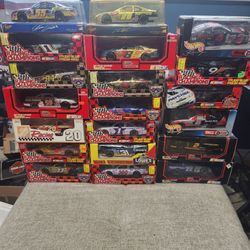 20 1:24 scale Diecast NASCAR Race Cars