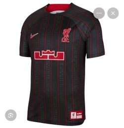 Liverpool jersey large