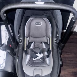 Evenflo Shyft Dualride 