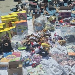 YARD SALE TODAY 6/28 PAINTER AVE / MYSTIC