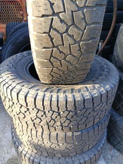 30x9.5R15 Falken Wildpeak AT3 Tires (4)