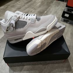 Air Jordan Retro 4 Frozen Moments 