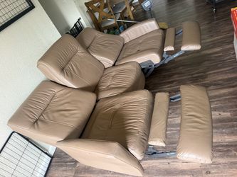 Recliner couch