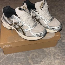 asics gel 1130 size 9