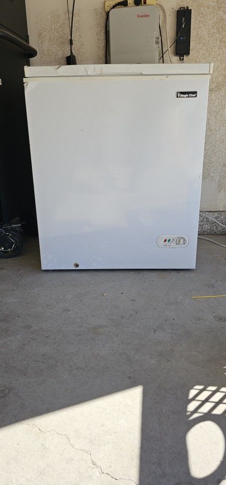 Magic Chef Deep Freezer