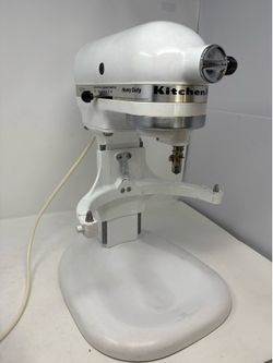 KitchenAid Heavy Duty K5SS Stand Mixer White + Cover + Attachments - Powers On & Runs