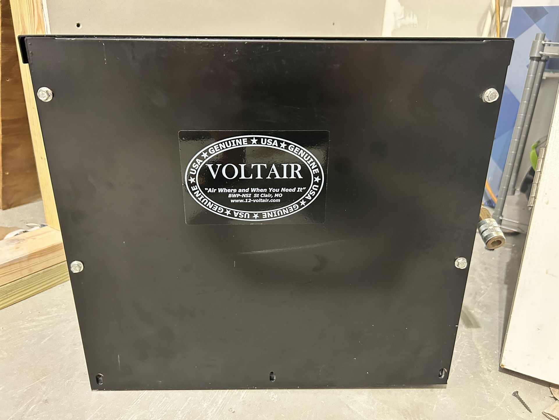 Air compressor