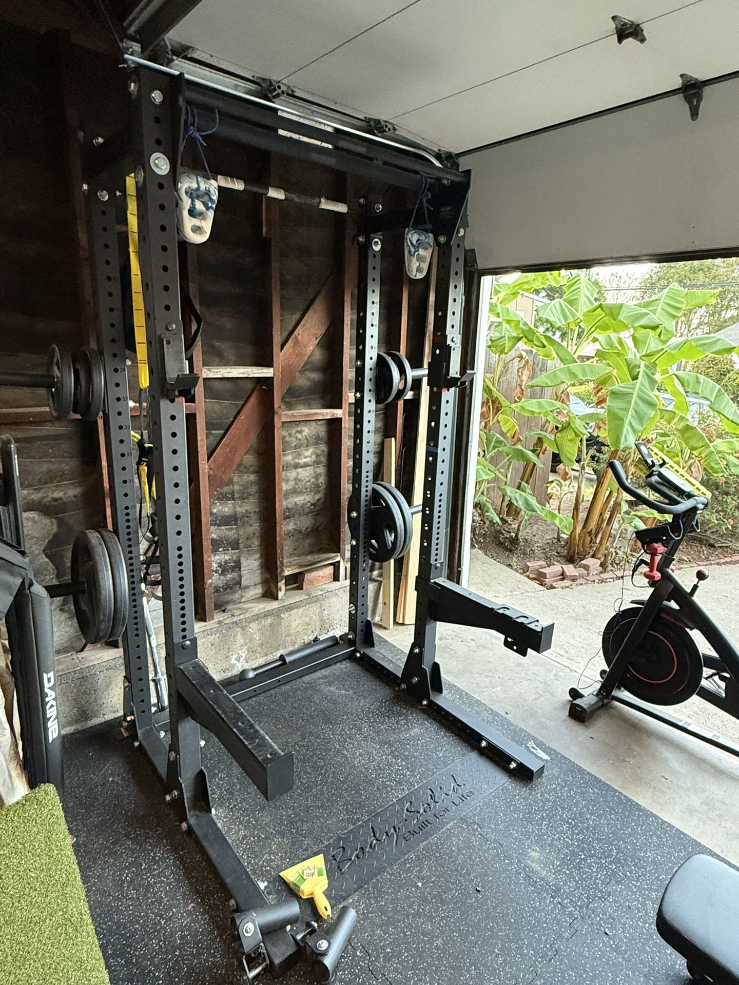 Body Solid Squat Rack - Professional Grade