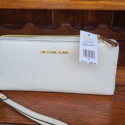 Michael Kors  Wristlet  Or Wallet  New